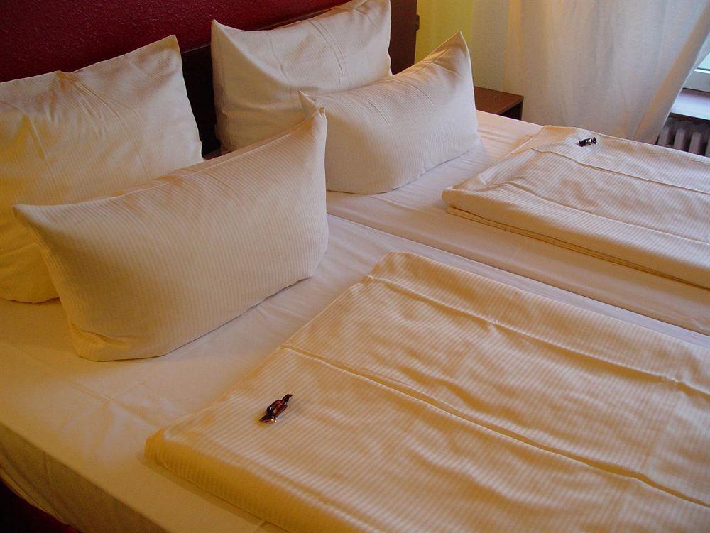 Alecsa Hotel Am Olympiastadion Berlin Extérieur photo